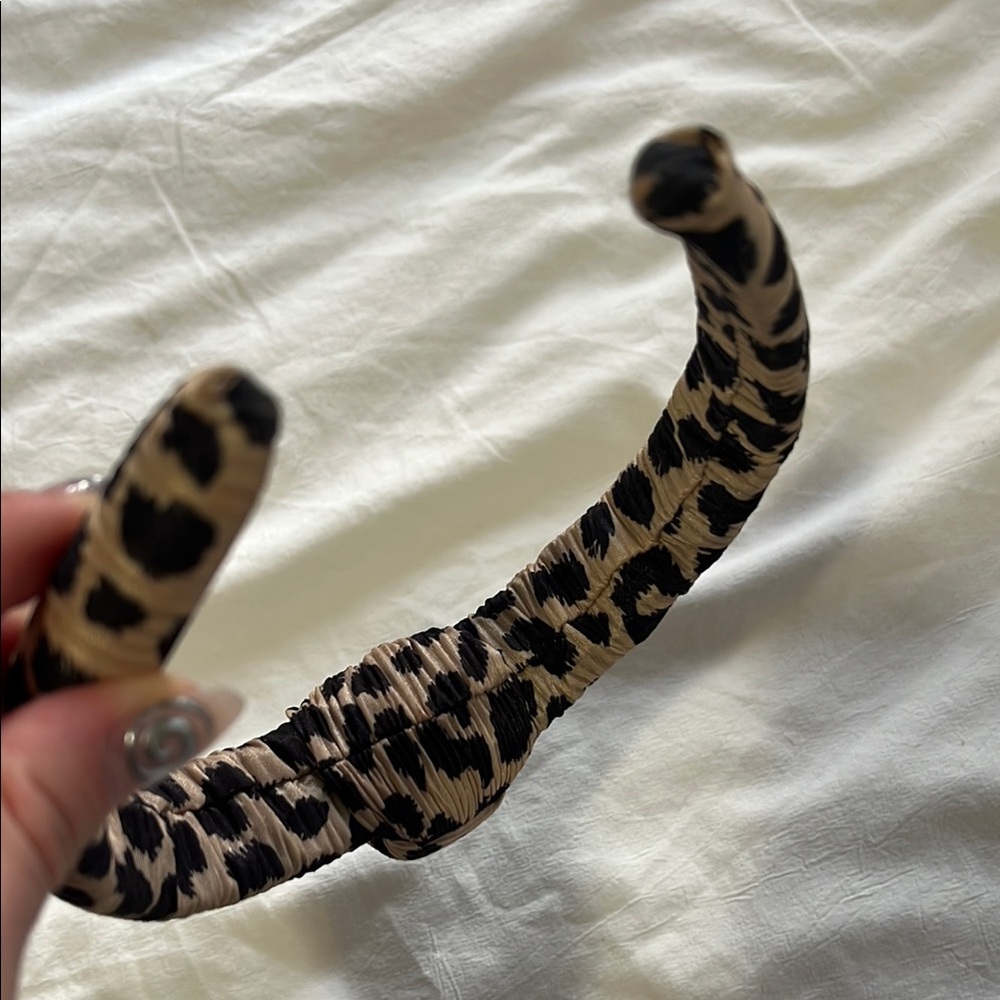 Loeffler Randall Knot Animal Print Headband - Picture 4 of 5